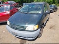 Photo 6 of 11 — 2002 Toyota Sienna