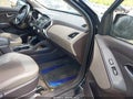2010 Hyundai Tucson — photo 5 of 12 | VIN KM8JU3AC9AU113941
