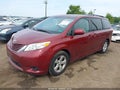Photo 2 of 16 — 2015 Toyota Sienna