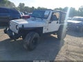 Photo 2 of 11 — 1999 Jeep Wrangler