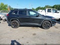 Photo 13 of 16 — 2016 Jeep Cherokee