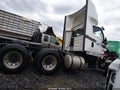 2024 International LT — photo 14 of 19 | VIN 3HSDZAPR5RN779022