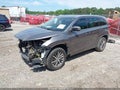 Photo 2 of 16 — 2018 Toyota Highlander