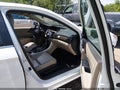 2017 Honda Accord — photo 5 of 16 | VIN 1HGCR2F80HA236330