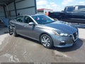 Photo 1 of 17 — 2019 Nissan Altima