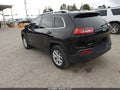Photo 3 of 16 — 2018 Jeep Cherokee
