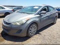 Photo 2 of 11 — 2013 Hyundai Elantra
