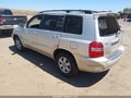 Photo 3 of 11 — 2002 Toyota Highlander