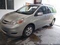 Photo 2 of 11 — 2008 Toyota Sienna