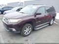 Photo 2 of 18 — 2012 Toyota Highlander