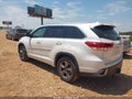 2018 Toyota Highlander — photo 3 of 16 | VIN 5TDDZRFH0JS884710