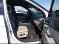 Photo 5 of 17 — 2013 Ford Explorer