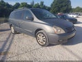 Photo 1 of 11 — 2006 Kia Sedona