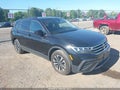 2024 Volkswagen Tiguan — photo 1 of 17 | VIN 3VVFB7AX2RM194065