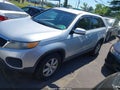 Photo 2 of 11 — 2011 Kia Sorento