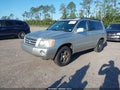 Photo 2 of 11 — 2002 Toyota Highlander
