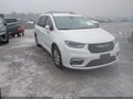 2021 Chrysler Pacifica — photo 1 of 17 | VIN 2C4RC1BG5MR552880