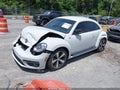 2015 Volkswagen Beetle — photo 2 of 19 | VIN 3VWVS7AT9FM628112