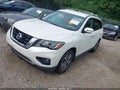 Photo 2 of 16 — 2017 Nissan Pathfinder