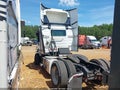 2022 Volvo VNR — photo 3 of 12 | VIN 4V4W19EG7NN285750