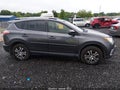 Photo 14 of 17 — 2017 Toyota RAV4