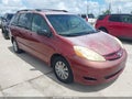 Photo 1 of 11 — 2006 Toyota Sienna
