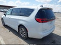 2023 Chrysler Pacifica — photo 3 of 17 | VIN 2C4RC1L76PR588533