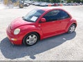 2000 Volkswagen Beetle — photo 2 of 17 | VIN 3VWDD21C7YM422606