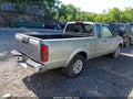 Photo 4 of 11 — 2001 Nissan Frontier