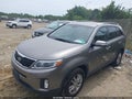 Photo 2 of 11 — 2015 Kia Sorento