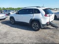 2019 Jeep Cherokee — photo 3 of 16 | VIN 1C4PJMBX8KD298872