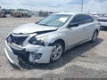 2015 Nissan Altima — photo 2 of 16 | VIN 1N4AL3AP2FC582950