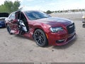 2019 Chrysler 300 — photo 1 of 18 | VIN 2C3CCABT3KH581109