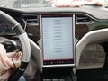2016 Tesla Model S — photo 19 of 22 | VIN 5YJSA1E25GF146265