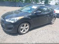 Photo 2 of 11 — 2014 Hyundai Veloster