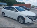 2016 Chrysler 200 — photo 1 of 16 | VIN 1C3CCCBG8GN157468
