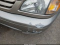Photo 6 of 11 — 2003 Toyota Sienna