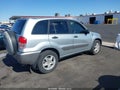 Photo 4 of 11 — 2003 Toyota RAV4