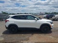 2024 Kia Seltos — photo 13 of 16 | VIN KNDEUCA75R7564397