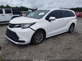 Photo 2 of 17 — 2022 Toyota Sienna