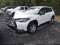 2025 Toyota Corolla Cross — photo 2 of 16 | VIN 7MUAAAAG2SV123677