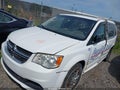 2015 Dodge Grand Caravan — photo 2 of 12 | VIN 2C4RDGBG7FR634872