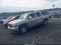 2006 GMC Yukon XL — photo 2 of 10 | VIN 3GKEC16Z56G104985