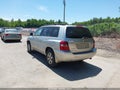 Photo 3 of 12 — 2006 Toyota Highlander