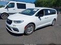 2024 Chrysler Pacifica — photo 2 of 16 | VIN 2C4RC1BG9RR132532