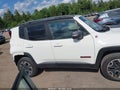 2015 Jeep Renegade — photo 14 of 17 | VIN ZACCJBCT0FPB54998