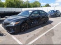 2018 Toyota Camry — photo 2 of 16 | VIN 4T1B61HK2JU021635