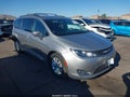 2017 Chrysler Pacifica — photo 1 of 16 | VIN 2C4RC1BG6HR576935