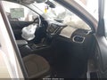Photo 5 of 16 — 2022 Chevrolet Equinox