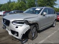 2016 Volvo XC90 — photo 2 of 16 | VIN YV4A22PK8G1023576